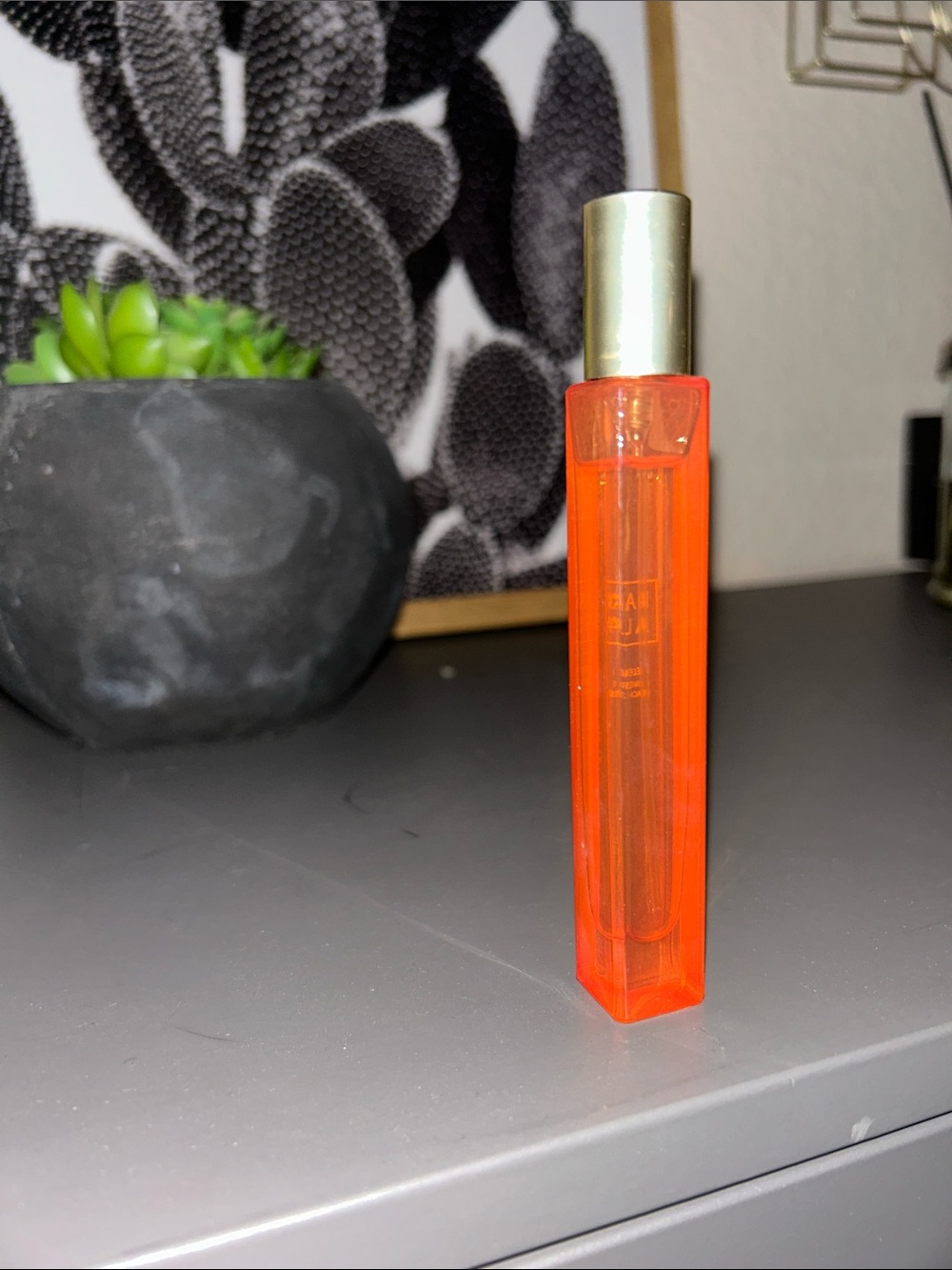 Kayali Eden Sweet Peach 35 Travel - Picture 5 of 11